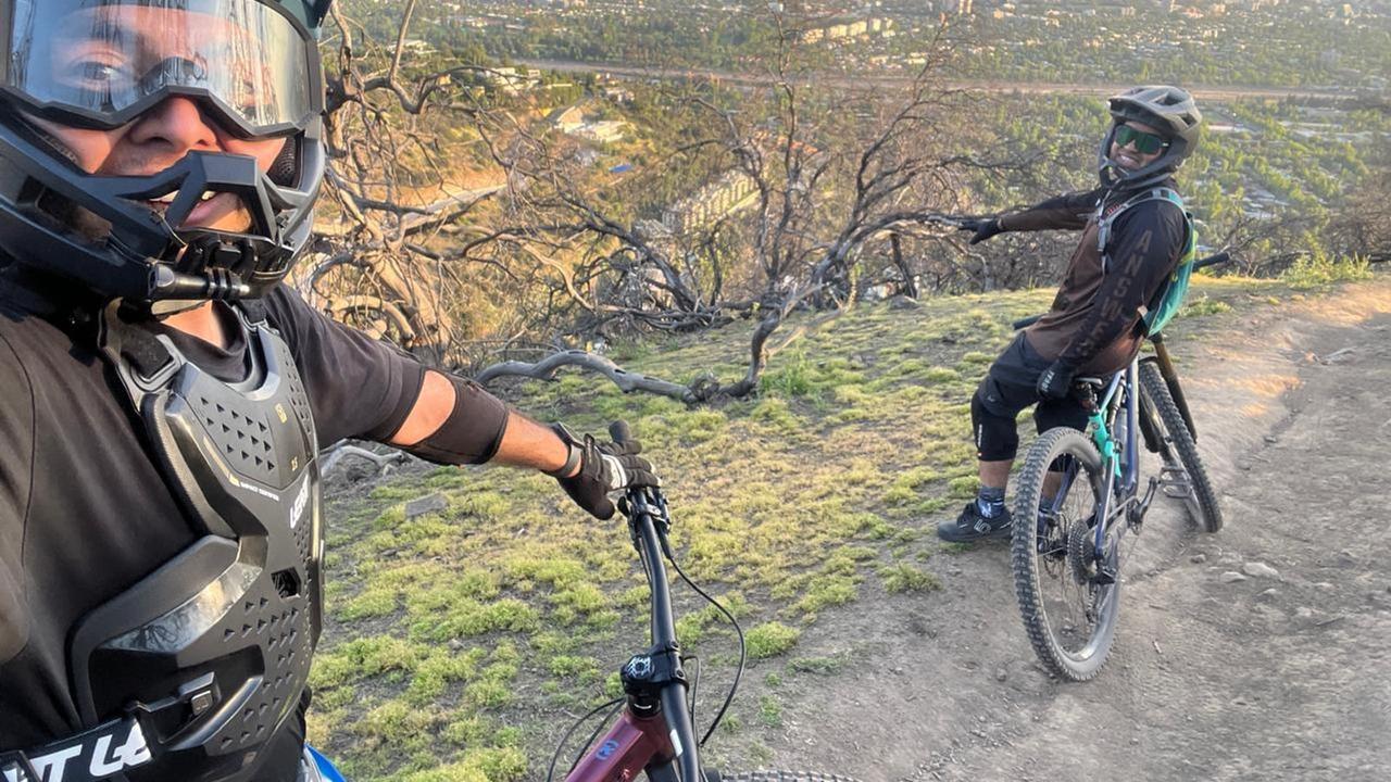 Felipe en bicicleta — MTB enduro